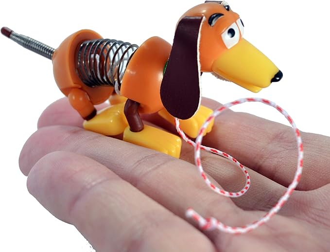 משחק SLINKY DOG הקטן בעולם מבית וורלדס סמולסט World’s Smallest