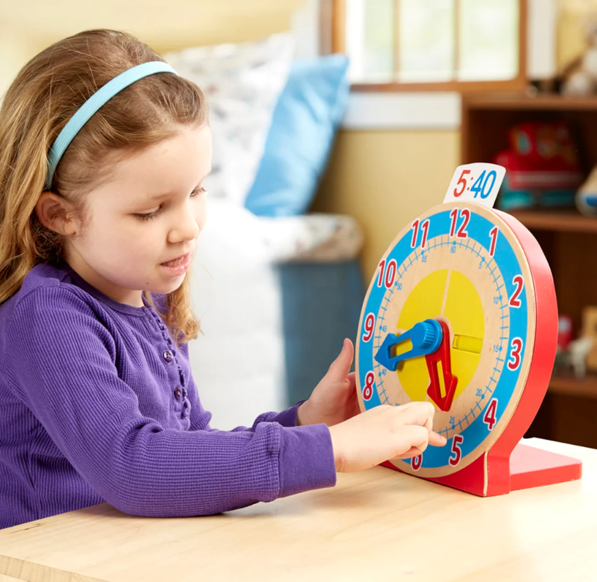 צעצועי עץ לילדים שעון ללימוד שעה מבית מליסה ודאג